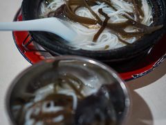 -刚砂锅鸡丝米线