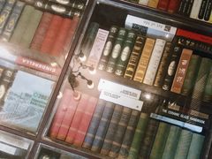 -钟书阁(松江泰晤士小镇店)