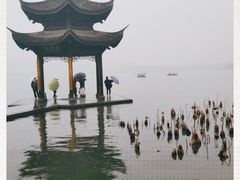 -星巴克(杭州湖滨银泰E区店)