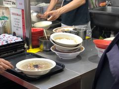 -亚王咖喱鸡米粉面