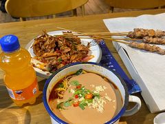 -华府九号海鲜烧烤大排档(龙域店)