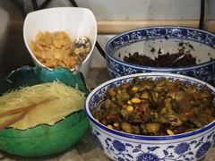 -镇南锅盖面馆(解放路店)