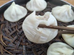 -老字号眼镜子煎包汤包店
