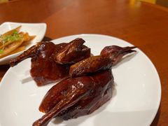 红烧乳鸽-杭州JW万豪酒店-万豪中餐厅