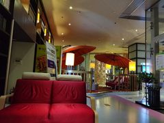 -喜鹊愉家酒店(郑州曼哈顿博览中心地铁站店)