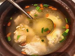 竹香土鸡煲-阿露佳·舌尖上的安吉菜