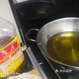 20200308001特殊的三八妇女节宅家制作炸油条记录……