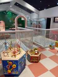 -奈尔宝·儿童乐园·亲子餐厅(华采天地店)