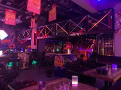 -UP嘻哈酒吧(粉巢店)