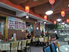 大堂-恋拐子油爆虾·家常菜