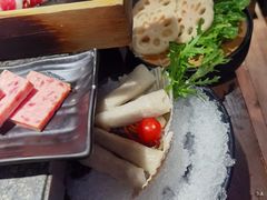 -湊湊火锅·茶憩(新中关购物中心店)