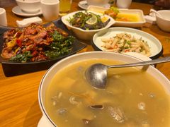 -隔壁老王·家常云南菜(花巷店)