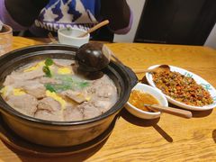 腾越牛肉锅-一坐一忘云南菜(嘉里中心店)