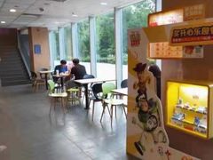 大堂-麦当劳(山东章丘汇泉路店)