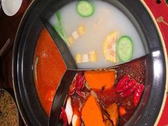 -巴邑火锅·夜宵(港隆广场店)