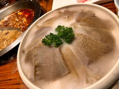 -东巴婆婆云南鱼豆花火锅(大东门店)