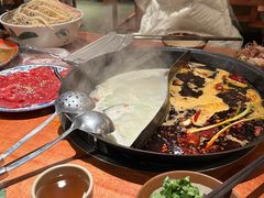 -周小明火锅(黑金冠社区店)