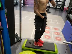 -思迈威健身(积玉桥万达店)