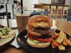 -HELLO 27 意面·沙拉·帕尼尼