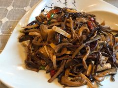 -小厨子私房菜·云南美食店