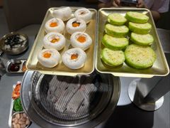 -围炉肉舍•炭烤活鳗•丹东海鲜烤肉(步行街店)