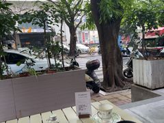 -慢象咖啡(台江店)