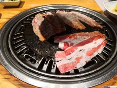 -唯成•韩国炭火烤肉 유성고기