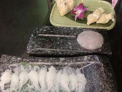 干贝咸蛋黄虾滑-哥老官重庆美蛙鱼头(宝山龙湖店)