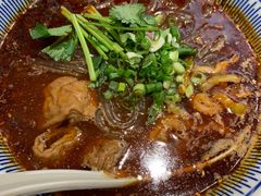 -遇见小面(东方宝泰店)