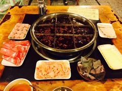 -邓莽子老火锅(中兴路总店)