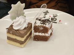 -享遇.锅姥姥牛排海鲜自助(小寨店)