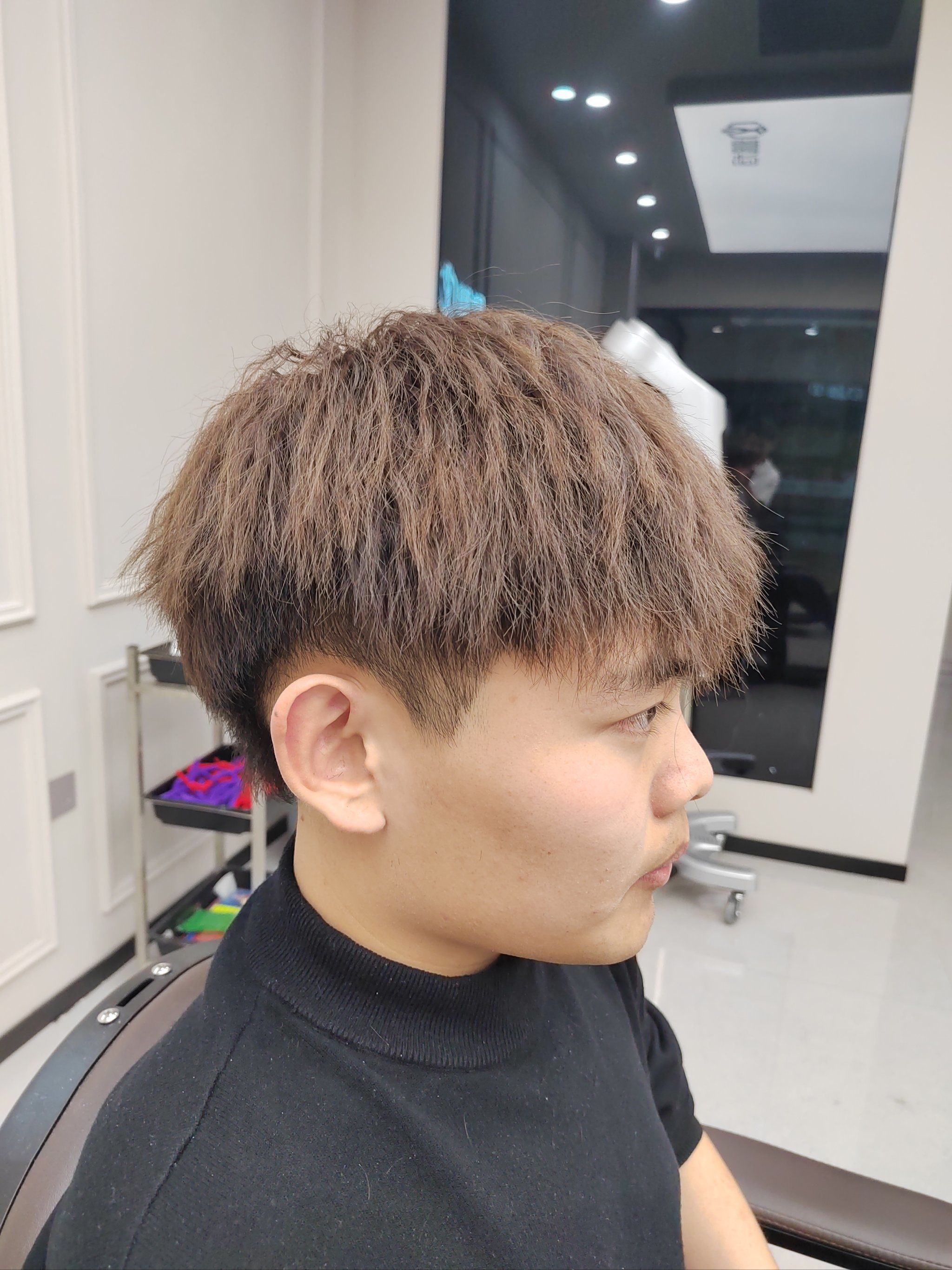 国潮男士时尚烫发之摩根锡纸烫