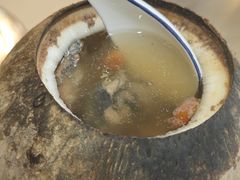 椰汁炖乌鸡-達揚原味燉品(文明路店)