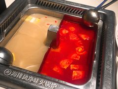 双拼锅底-海底捞火锅(上元大街店)