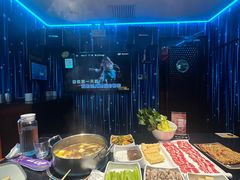 -最先生·烧烤·火锅·音乐聚会餐厅(大悦城店)