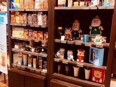 -星巴克臻选(南京金茂览秀城店)