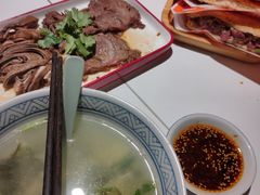 -驴公驴婆(曹杨店)