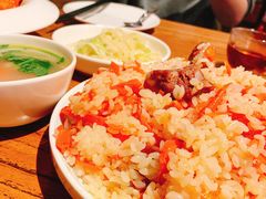 手抓饭-阿里家·新疆烤肉酒場 by MIG