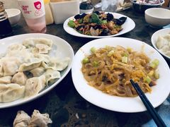 -周家大连水饺(美专校街店)