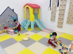 -熊小米专业儿童游泳馆