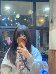 -PE SALON