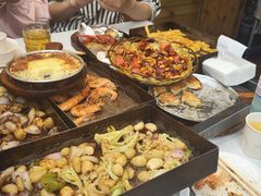 -老东镇啤酒屋海鲜加工·蒸汽海鲜·海鲜烧烤(台东店)