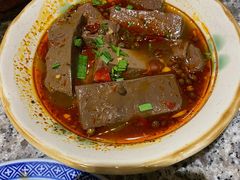 麻辣鸭血-南京大牌档(香港广场店)