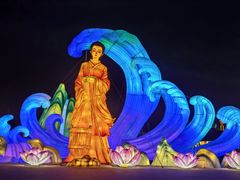 -淄博花灯齐彩城