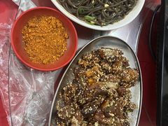 -香猪美食(中心店)