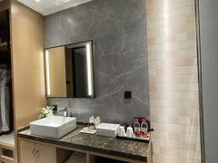 -禾尖S酒店(深圳大学店)