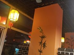 -王老六铁锅炖鱼(长春路店)