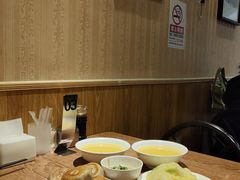 -清真吴记门钉肉饼·喜多利