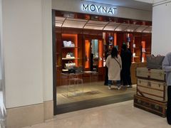 -乐蓬马歇百货公司(Rive Gauche)