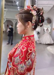 -艾米丽婚纱礼服